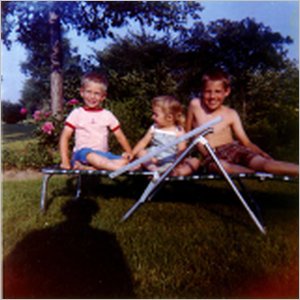Scott&Susan_Munro,_Alan_Hackett@Aunt_Mary's-1962.html